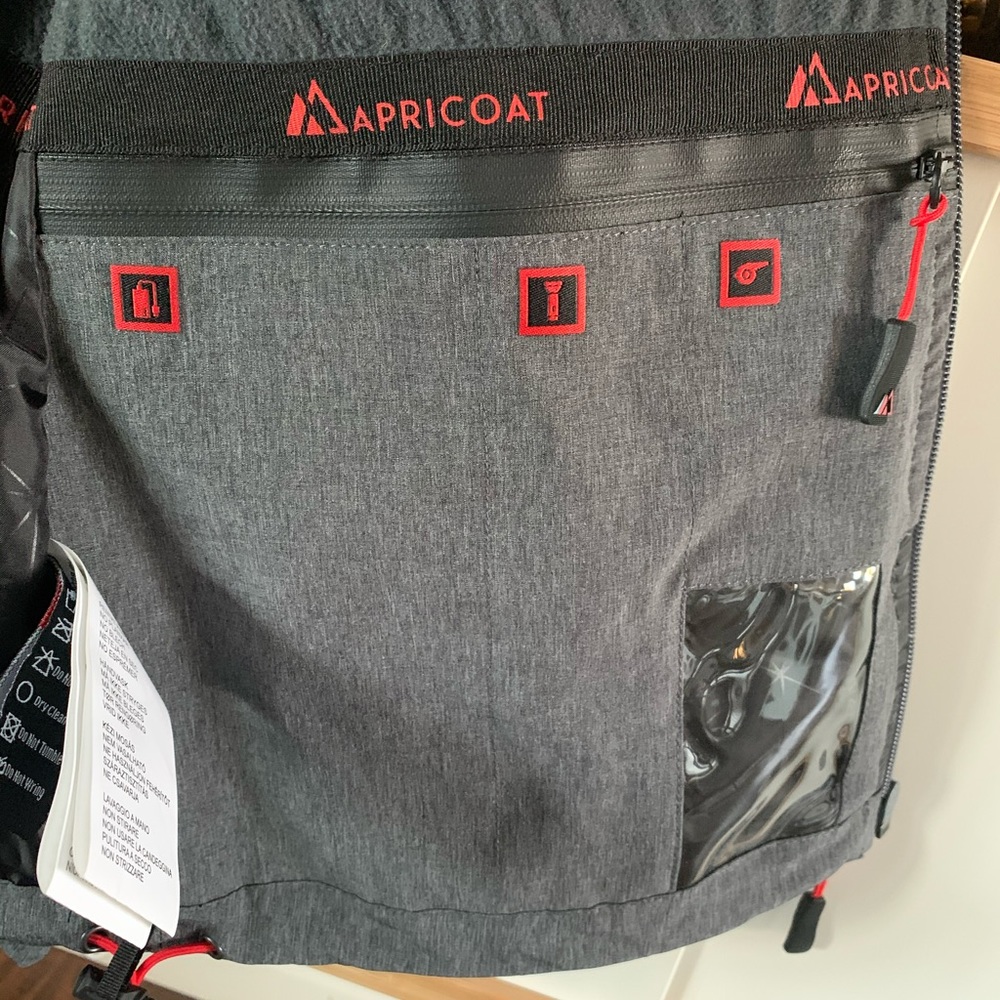 Adventure Jacket - Picture 3 of 8
